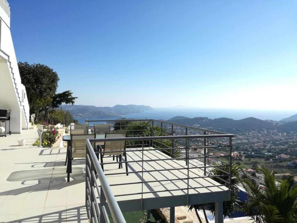 Infinity Blue Suite Saronida Ngoại thất bức ảnh